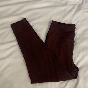 Girlfriend collective 7/8 compression leggings burgundy color